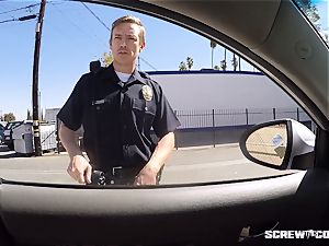 CAUGHT! dark-hued chick gets splattered gargling off a cop